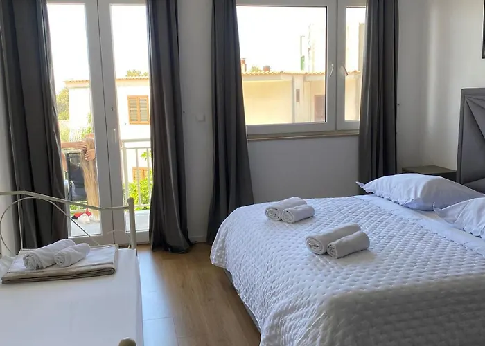 Lucy * マカルスカ